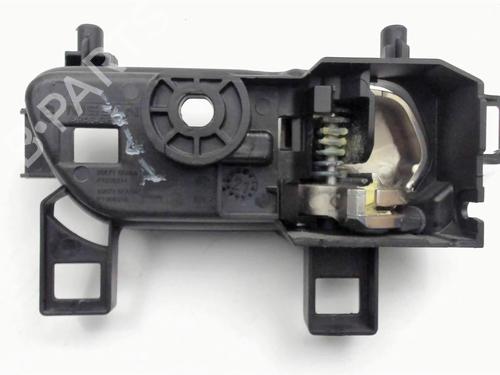 rear-left-interior-door-handle-nissan-juke-f16_-2019-24319815 main image