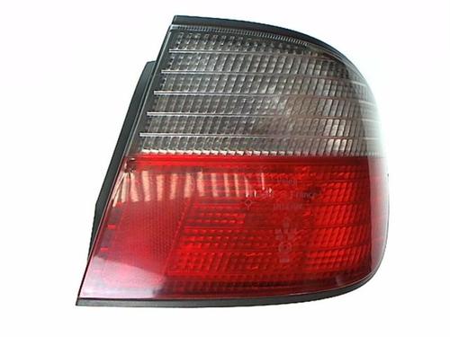 Used Right taillight NISSAN PRIMERA (P11) 2.0 16V (131 hp) 20434835