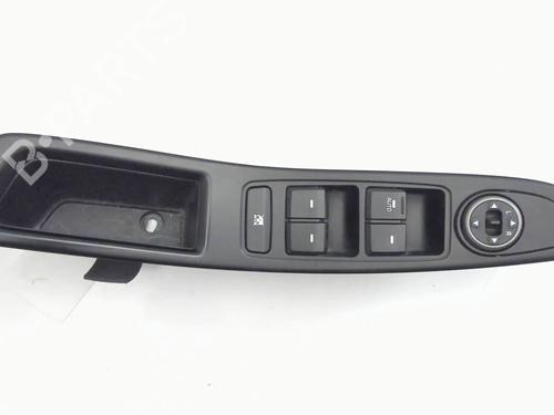 Used Left front window switch HYUNDAI i20 II (GB, IB) 1.1 CRDi (75 hp) 32149350