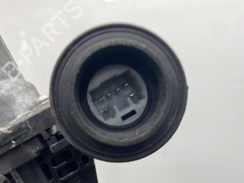 Vindusheismekanisme venstre foran SUZUKI SWIFT III (MZ, EZ) 1.3 DDiS (RS413D) (69 hp) 20419225