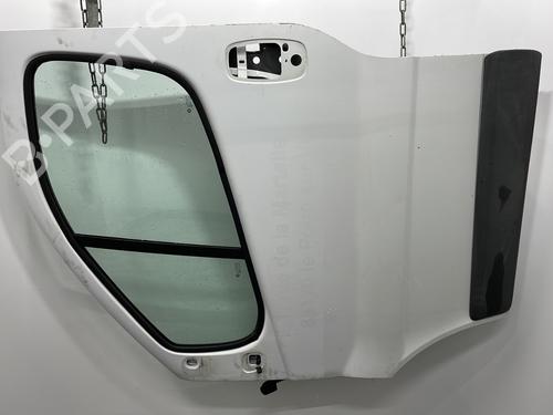 Used Left front door RENAULT TRAFIC II Bus (JL) 2.0 dCi 90 (JL00, JL01, JL0H, JL0M, JL0P, JL0S) (90 hp) 28683594