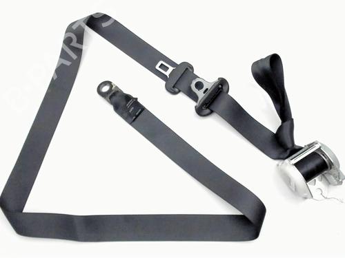 rear-right-seatbelt-peugeot-108-2014-33314810 main image