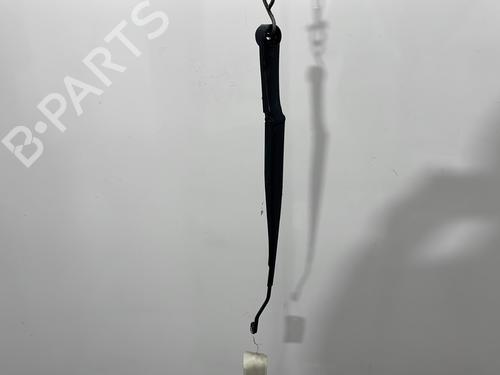 Used Front windshield wiper arm KIA SPORTAGE III (SL) 1.7 CRDi (116 hp) 31139268
