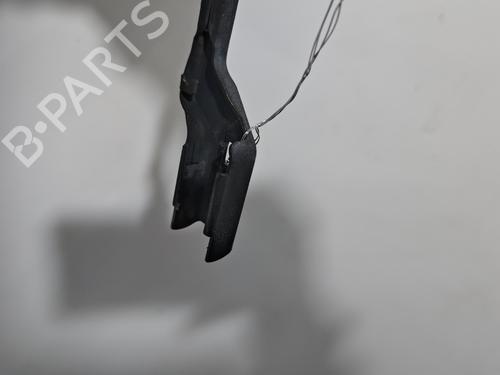 front-windshield-wiper-arm-fiat-500l-351_-352_-2012-39710400 main image