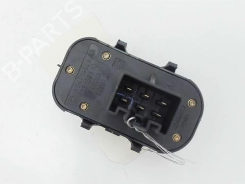 Used Left front window switch FORD FOCUS I (DAW, DBW) 1.8 Turbo DI / TDDi (90 hp) 20386828
