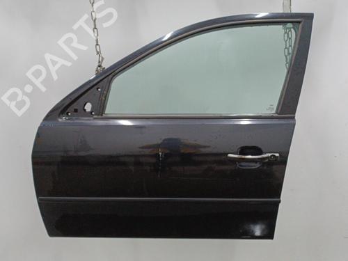 Used Left front door FORD MONDEO III Turnier (BWY) 2.0 TDCi (130 hp) 22102369