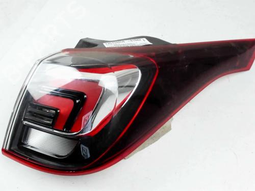 Used Right taillight Right taillight OPEL CROSSLAND X / CROSSLAND (P17, P2QO) 1.2 (75) (110 hp) 40544495 40544495