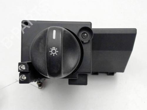 Used Headlight switch MERCEDES-BENZ E-CLASS (W210) E 220 CDI (210.006) (143 hp) 24867719