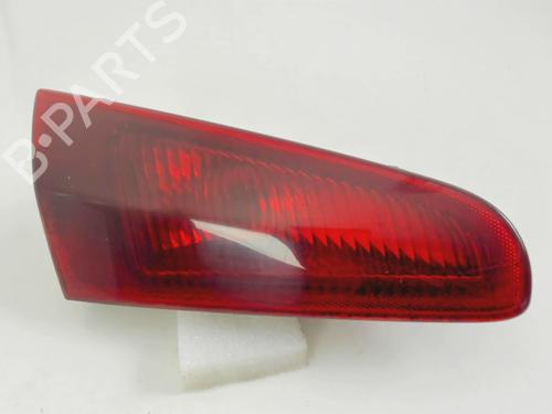 Used Left tailgate light ALFA ROMEO 147 (937_) 1.9 JTDM 16V (937.AXN1B, 937.BXN1B) (150 hp) 21236127