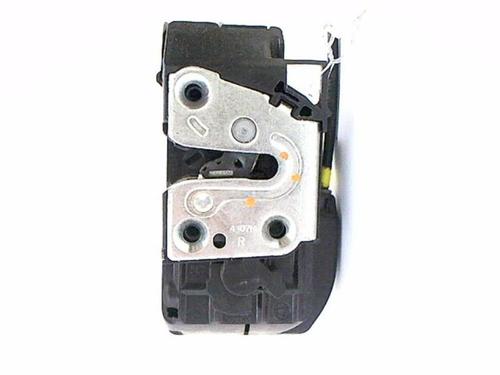 Used Front right lock NISSAN MICRA III (K12) 1.2 16V (80 hp) 20459944