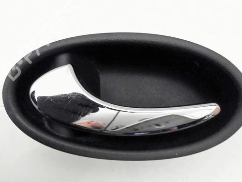 Used Front left interior door handle MERCEDES-BENZ CLK (C209) CLK 220 CDI (209.308) (150 hp) 29212886
