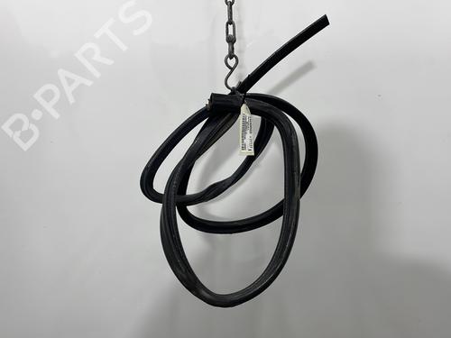 BP30689363C142 main image