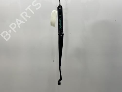 Used Front windshield wiper arm VW GOLF VII Variant (BA5, BV5) 1.6 TDI (90 hp) 22756669
