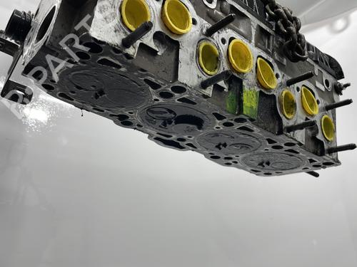 Used Cylinder head Cylinder head VW TOURAN (1T1, 1T2) 1.9 TDI (105 hp) 21162818 21162818