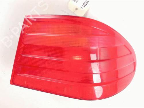 Right taillight MERCEDES-BENZ E-CLASS (W210) E 220 D (210.004) | BP20450473C35 