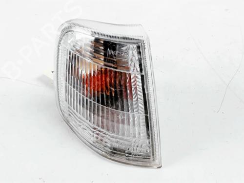 Used Right front indicator PEUGEOT 405 I (15B) 1.9 Diesel (69 hp) 31654083
