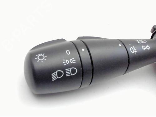 switch-renault-trafic-iii-van-fg_-2014-32149601 main image