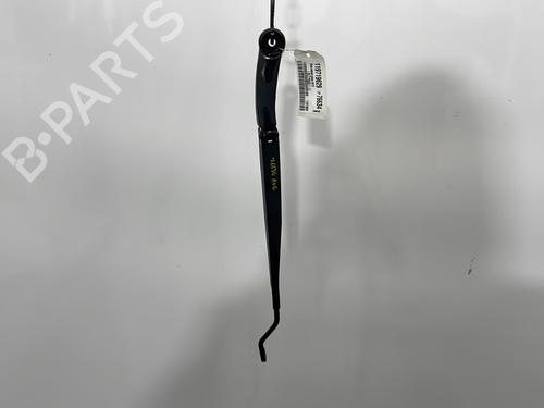 Used Front windshield wiper arm HYUNDAI i20 II (GB, IB) 1.1 CRDi (75 hp) 31871839