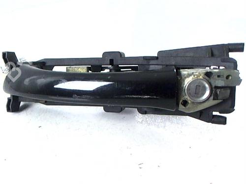Used Front left exterior door handle MERCEDES-BENZ C-CLASS (W203) C 200 CDI (203.004) (116 hp) 20444466