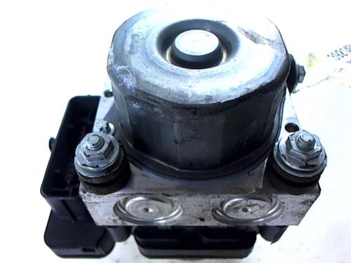 Used ABS pump ABS pump RENAULT CAPTUR I (J5_, H5_) 1.5 dCi 90 (J5N4, J5M5, J5MW, J5M6, J5AL, J5AJ) (90 hp) 20399796 20399796