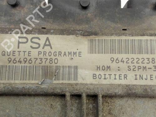 Used Engine control unit (ECU) Engine control unit (ECU) CITROËN BERLINGO / BERLINGO FIRST MPV (MF_, GJK_, GFK_) 1.4 i (MFKFX, MFKFW, GJKFWB, GJKFWC, GFKFWC) (75 hp) 29374873 29374873