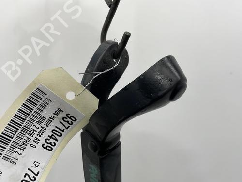 Used Front windshield wiper arm MINI MINI (R56) One (75 hp) 20416884