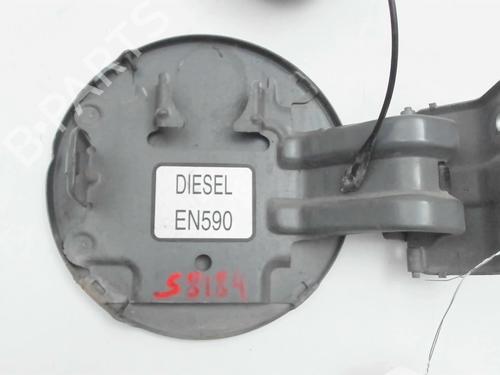 Fuel flap MITSUBISHI GRANDIS (NA_W) 2.0 DI-D (NA8W) | BP20388994C131 