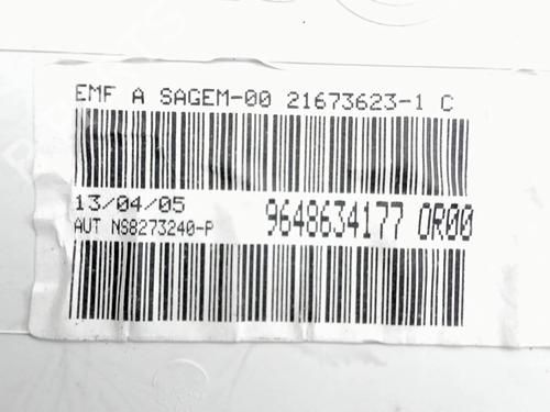 display-monitor-peugeot-1007-km_-2005-31871491 main image