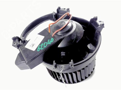 Used Heater blower motor MERCEDES-BENZ B-CLASS Sports Tourer (W246, W242) B 200 CDI / d (246.208) (136 hp) 20428641