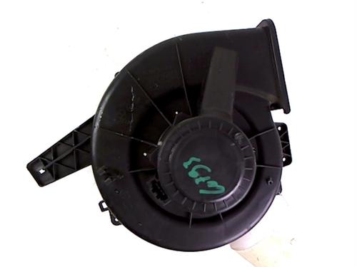 Heater blower motor SEAT CORDOBA (6L2) 1.4 TDI | BP20425620M62 