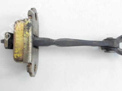 Used Hinge/Door check strap TOYOTA YARIS (_P1_) 1.3 (SCP12_, SCP13_, SCP12R, SCP13R) (87 hp) 31074443