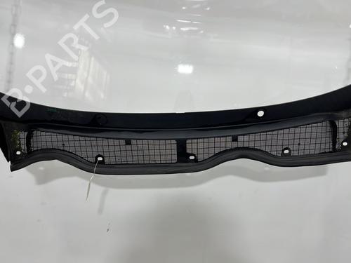 Griglia sotto parabrezza FORD FIESTA VII (HJ, HF) 1.5 TDCi (86 hp) 33001893