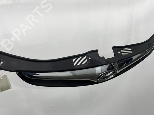 Used Grille HYUNDAI i30 (FD) 1.6 CRDi (116 hp) 21525787