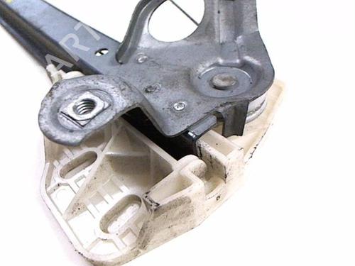 Used Front right window mechanism Front right window mechanism RENAULT ESPACE III (JE0_) [1996-2002] 33438741 33438741