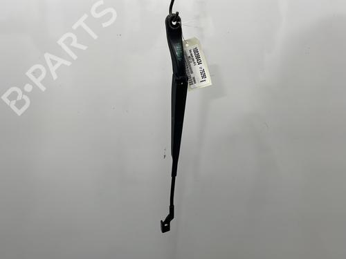 Used Front windshield wiper arm PEUGEOT 208 II (UB_, UP_, UW_, UJ_) 1.5 BlueHDI 100 (102 hp) 23778502