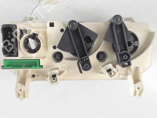 Used Climate control Climate control RENAULT CLIO II (BB_, CB_) 1.4 16V (B/CB0P, BB13) (98 hp) 20464693 20464693