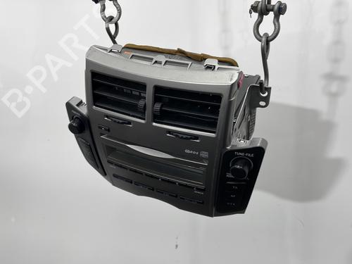 Bilradio TOYOTA YARIS (_P9_) 1.0 VVT-i (KSP90_, KSP90R) | BP29921938E6