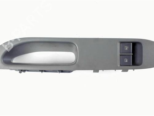 Used Left front window switch Left front window switch SEAT CORDOBA (6L2) 1.4 TDI (70 hp) 33438955 33438955