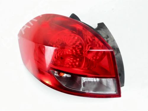 Venstre baglygte RENAULT CLIO III Grandtour (KR0/1_) 1.5 dCi (KR0G) (68 hp) 31817506
