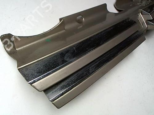 Grille PEUGEOT 605 (6B) 2.1 D | BP21205537C40 