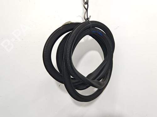 Used Rubber door seal Rubber door seal OPEL ASTRA K Sports Tourer (B16) 1.6 CDTi (35) (136 hp) 39954671 39954671