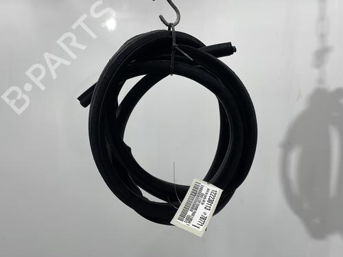 Gummiliste Gummiliste BMW 5 Touring (E39) 520 d (136 hp) 33041452 33041452