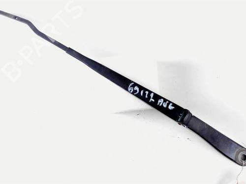 Used Front windshield wiper arm CITROËN DS3 (SA_) 1.4 VTi 95 (95 hp) 20465171