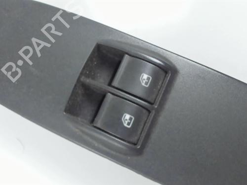 Used Left front window switch Left front window switch LANCIA YPSILON (312_) 1.2 (312.PXA1A, 312.YXA1A) (69 hp) 20446375 20446375