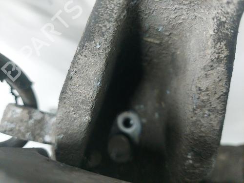 Used Left front steering knuckle Left front steering knuckle VOLVO S60 I (384) 2.4 D (130 hp) 20442360 20442360
