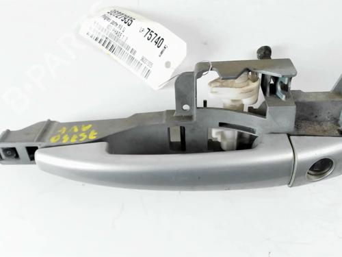 Front left exterior door handle PEUGEOT 407 (6D_) 2.0 HDi 135 (6DRHRH, 6DRHRE, 6DRHRG, 6DRHRJ) | BP22103265C128 