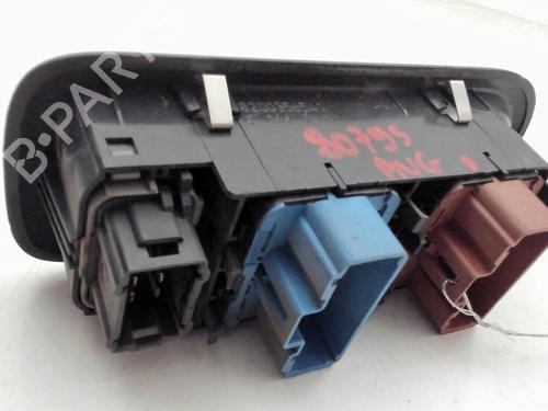 Used Left front window switch Left front window switch RENAULT CLIO III (BR0/1, CR0/1) 1.5 dCi (BR0H, CR0H, CR1S, BR1S) (106 hp) 39760017 39760017