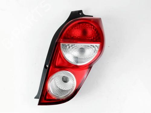 Used Right taillight CHEVROLET SPARK (M300) 1.0 (68 hp) 21221325