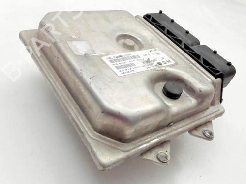 Used Engine control unit (ECU) Engine control unit (ECU) FIAT 500L (351_, 352_) 1.3 D Multijet (199LXY1A, 199LXY11) (84 hp) 40002754 40002754