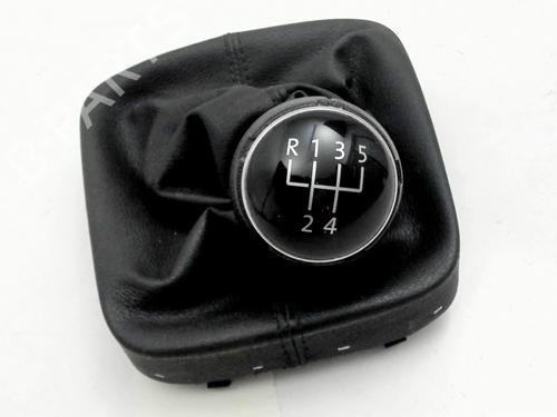 Used Shift knob Shift knob VW GOLF V (1K1) 1.9 TDI (105 hp) 26666471 26666471